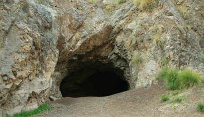 Predicaciones Cristianas - Lecciones desde una cueva