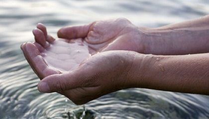 Predicas Cristianas - ¿De que agua estas bebiendo?